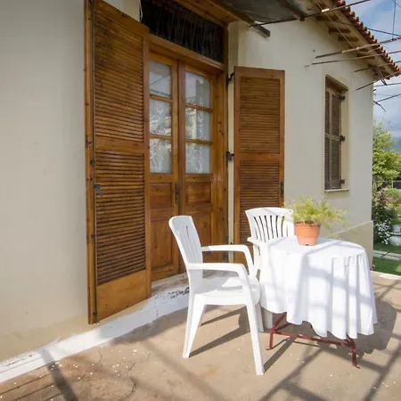Traditional Near The Beach And City Center *