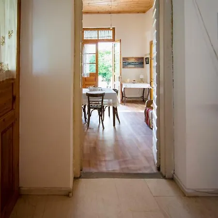 Traditional Near The Beach And City Center Hébergement de vacances