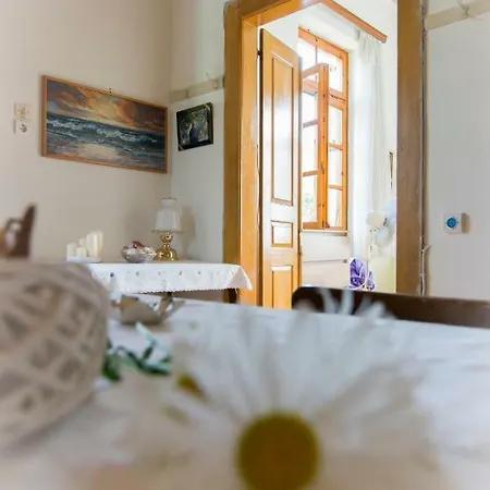 Hébergement de vacances Traditional Near The Beach And City Center *