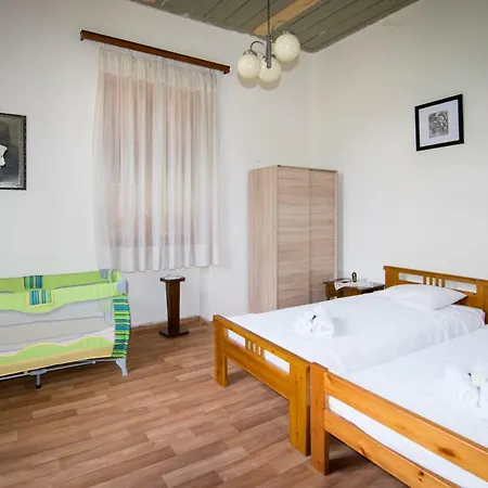 Traditional Near The Beach And City Center Kalamata